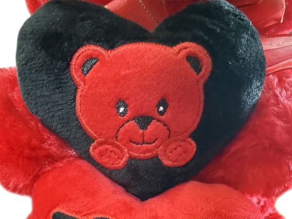 Teddybjørn med hjerter 30 cm