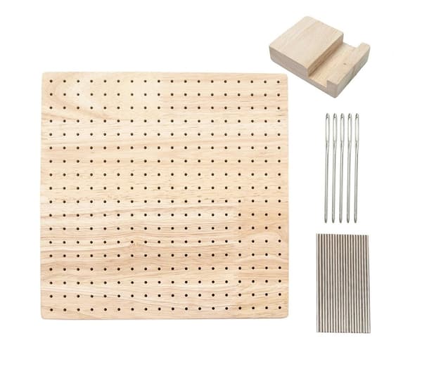Lohkotusalusta / Virkkausalusta – Blocking board for Virkkaus