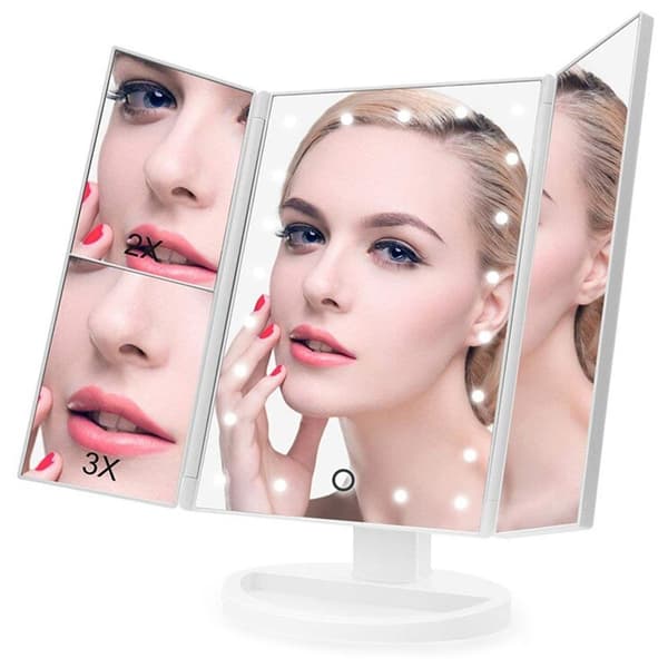 LED-belyst forstørrelsesspejl til kosmetik