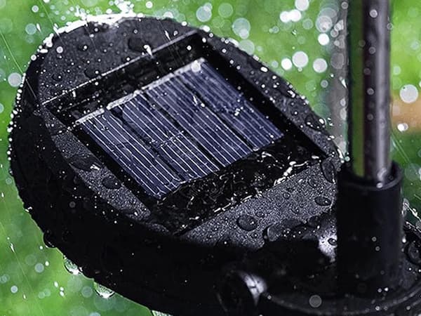 Solcellelampe LED fe på spyd 2 stk