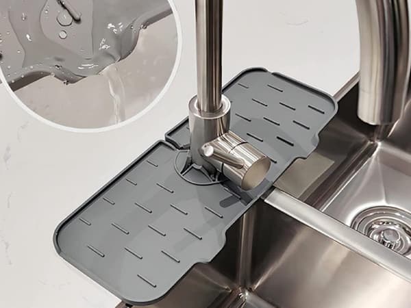 Silikonmatte for vask - Sklisikkert beskyttelse under kranen