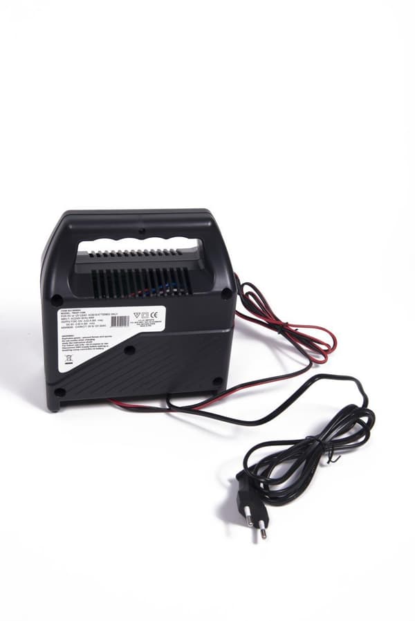 Batterioplader 220–240V / 6–12V / 6A
