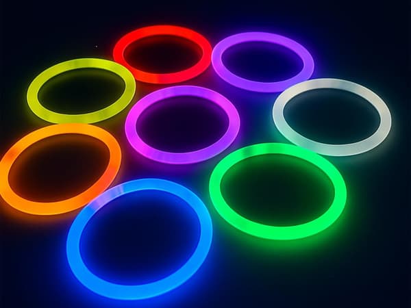 Hohtotikut rannekoru fluoresoiva