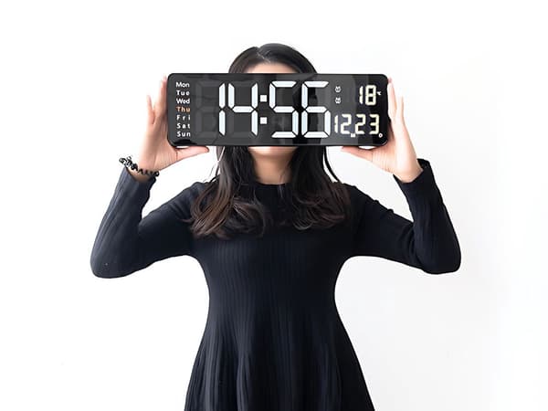 Digital väckarklocka LED - Temperatur och datum