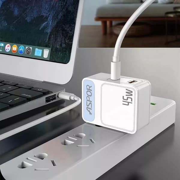 45W Oplader med Rejseadapter US/EU - USB-C - PD - Hurtigoplader - Mobillader