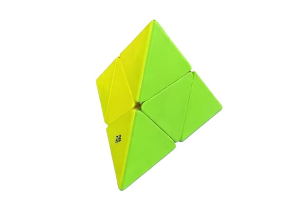 Pyramid speedcube
