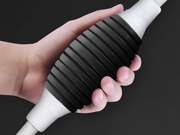 Handpump 2 m - För bränsle, olja eller vatten
