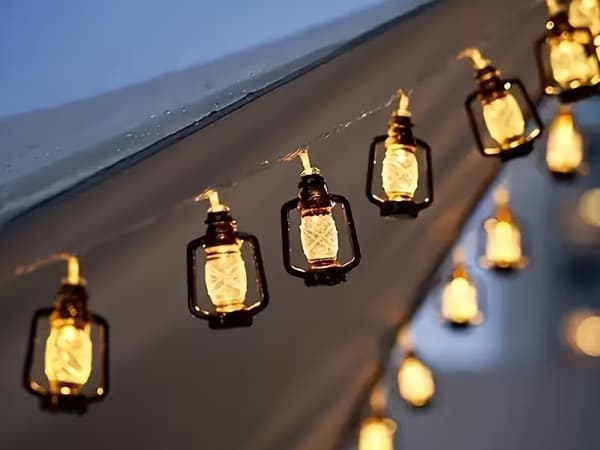 Aurinkokenno LED-lyhdyt