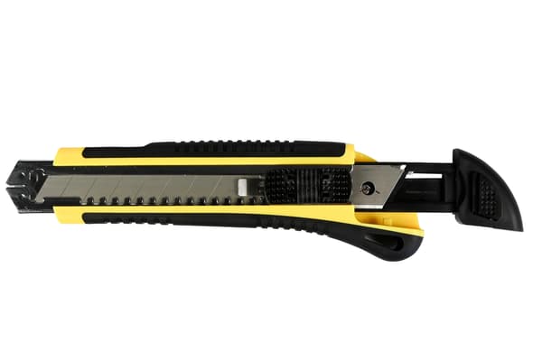 Brytebladkniv 18 mm med 3 blader proff