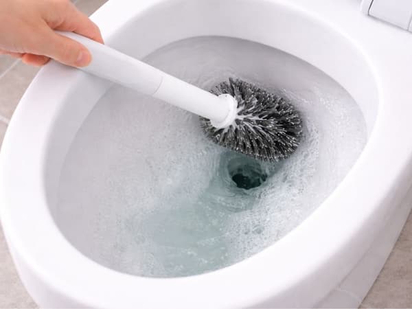 WC-harja säiliöllä, harmaa