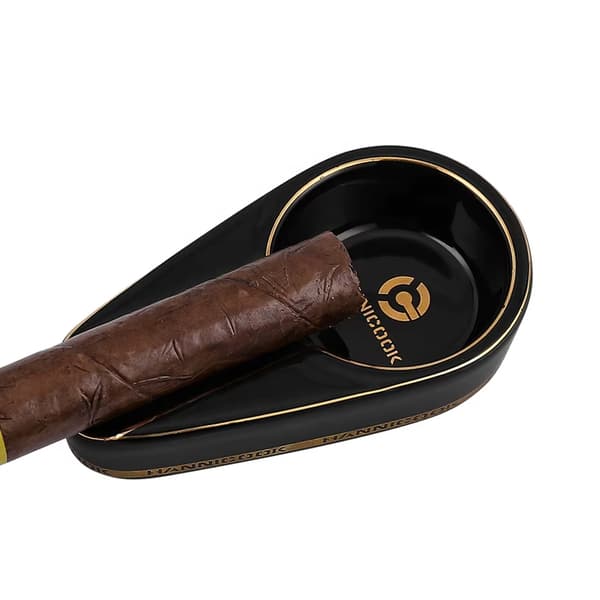Cigarrkit / Cigarrset i Presentbox – Askkopp, V-Cut & Cigarrverktyg