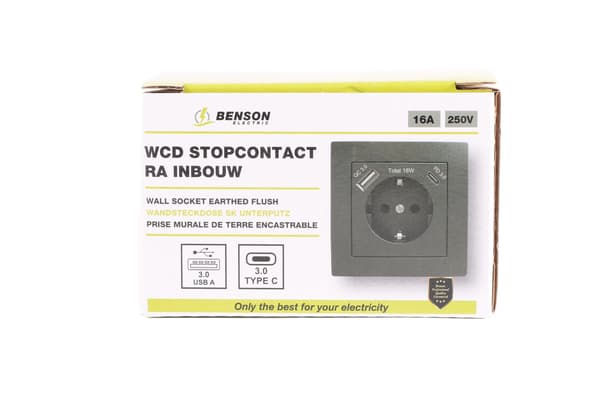 Jordet stikkontakt med USB-A/C sort