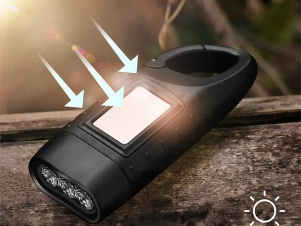 DYNAMO SOLAR LOMMELYGTE 3 LED KINETISK HÅNDSVINGSKLEMME - Sort