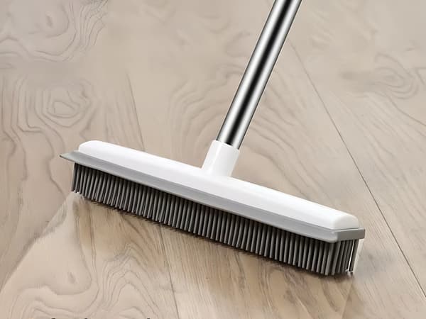 Silikonkost med skaft 120 cm