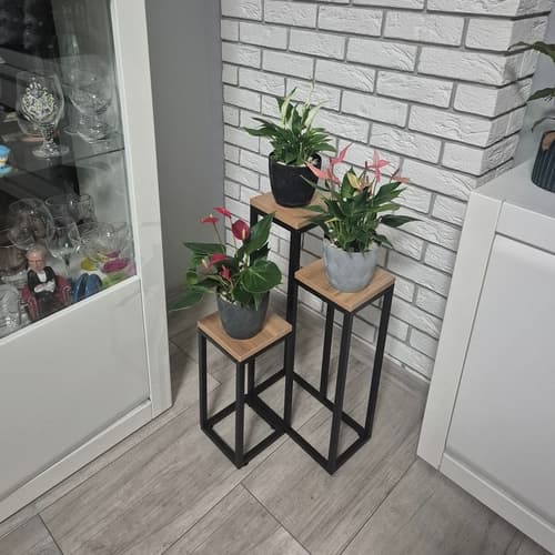 Kukkapöytä / Jalusta - 67 cm