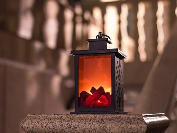Dekorativ LED-lykta - Elektrisk eldstad med batteridrift