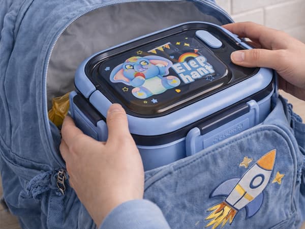 Madkasse med rum og bestik