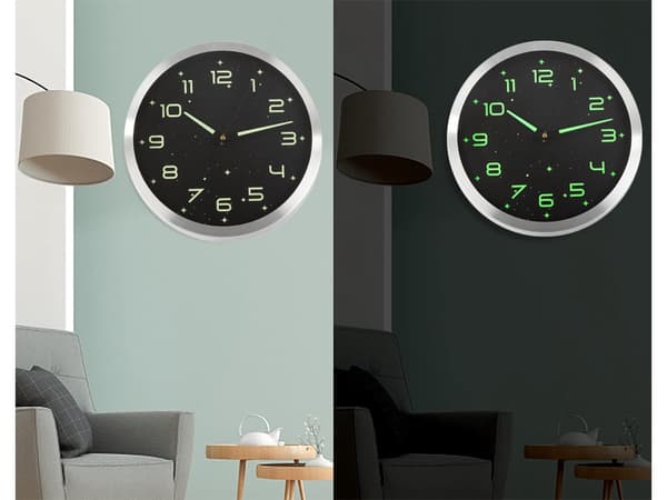 Fluorescerande väggklocka - 30 cm med lysande stjärnor