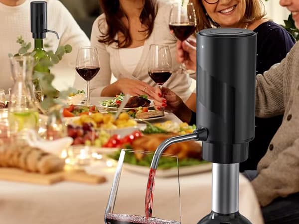 Elektrisk vinkran - LED-belyst pump för vin och sprit