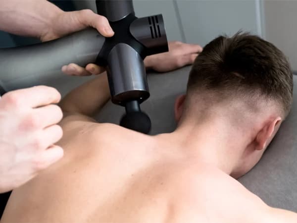 Massagepistol kropsmassager LCD kraftfuldt trådløst sæt etui