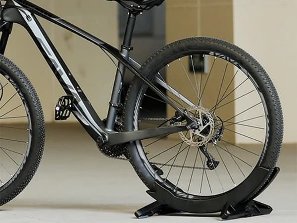 Cykelstativ gulv justerbart