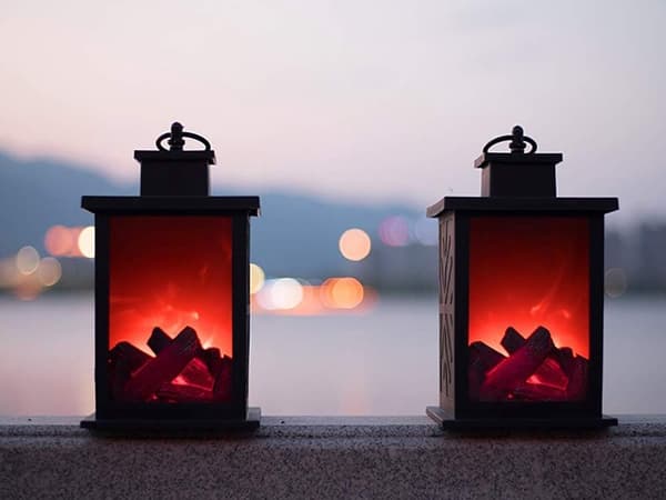 Dekorativ LED-lykta - Elektrisk eldstad med batteridrift