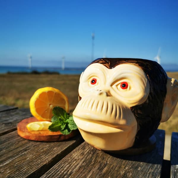 Tiki Abeformet Karaffel 70 cl
