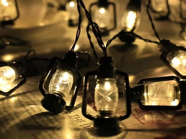 Aurinkokenno LED-lyhdyt