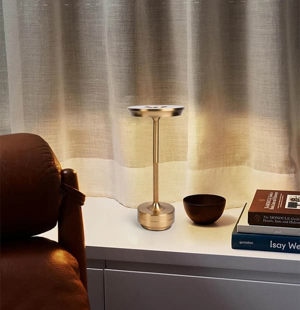 Bordlampe Trådløs - LED-lys - 1-Pack Guld