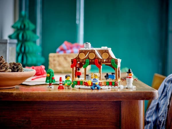 LEGO Creator Winter Market Stall 40602