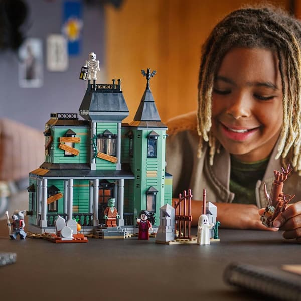 LEGO Creator Hemsökt herrgård 31167