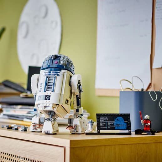 LEGO Star Wars R2-D2 75379