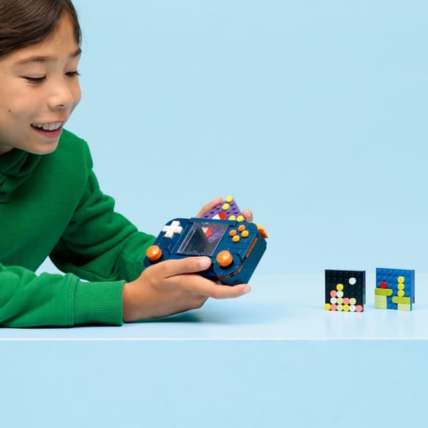 LEGO Creator Spelkonsol i retrostil 31380