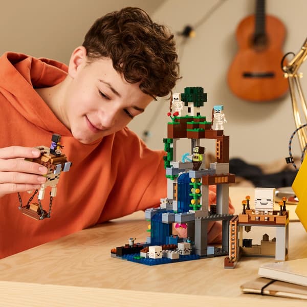 LEGO Minecraft Gaststation 21597