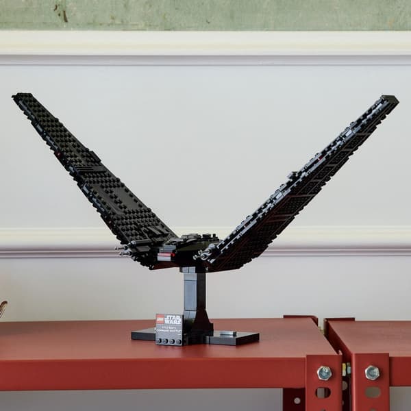 LEGO Star Wars Kylo Ren s Command Shuttle 75406