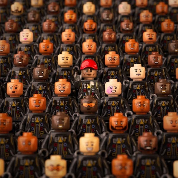 LEGO Till månen med Pharrell Williams 10391