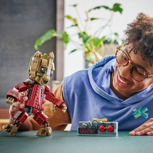 LEGO Super Heroes Groot i Ravager kläder 76341