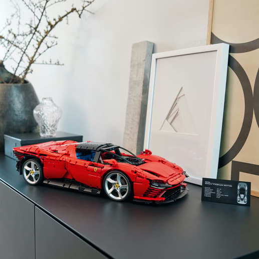 LEGO Technic Ferrari Daytona SP3 42143
