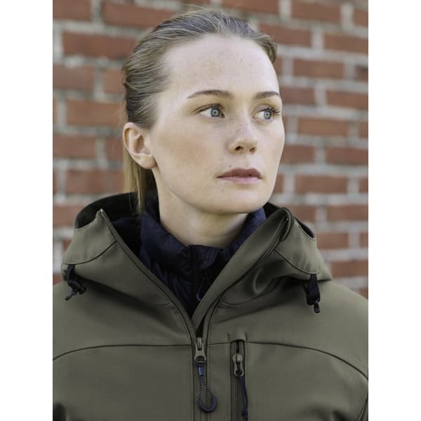 Berit Softshelljacka Grön L