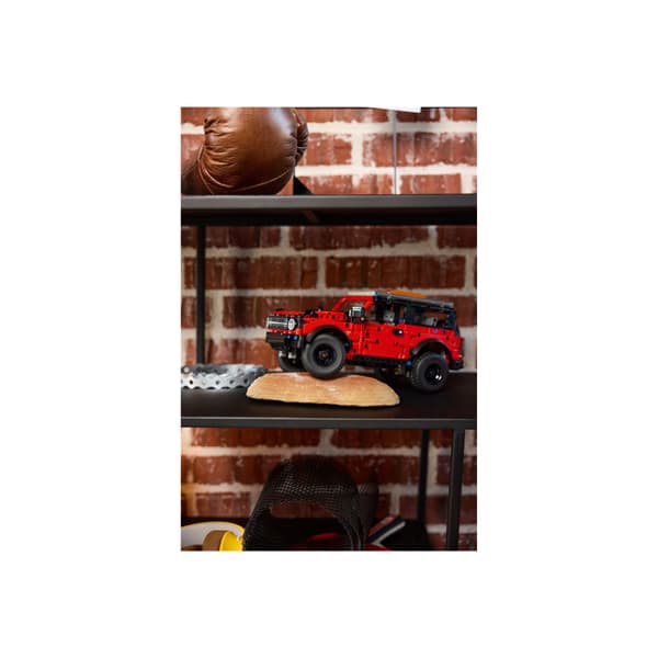 LEGO Technic - Ford Bronco SUV - byggsats