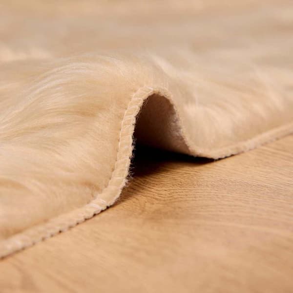 Fuskfäll matta TAFALLA Beige 120 x 170 cm Polyester