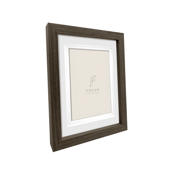 Focus Dahlia Walnut 40x50/PP 30x40