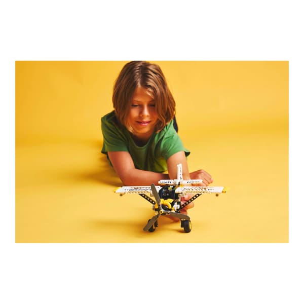 LEGO Technic 42198 - Bushplan - byggsats