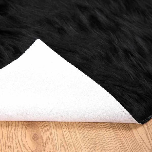 Fuskfäll matta TAFALLA Svart 200 x 280 cm Polyester