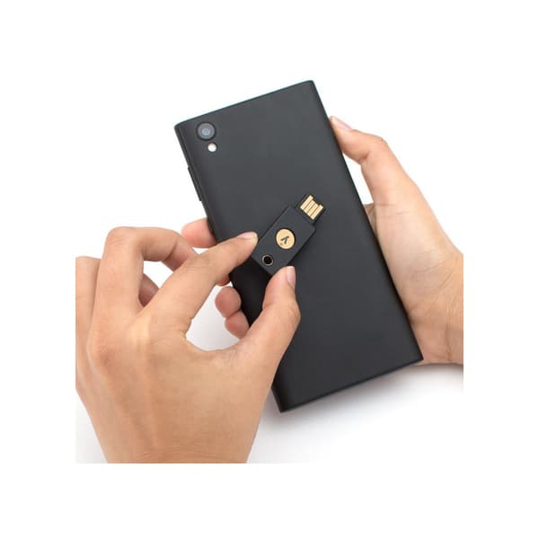 Yubico YubiKey 5 NFC