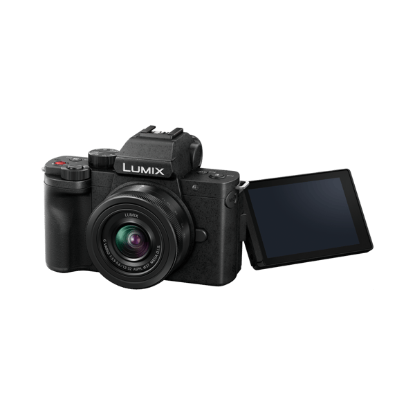 Panasonic Lumix G100D + 12-32mm