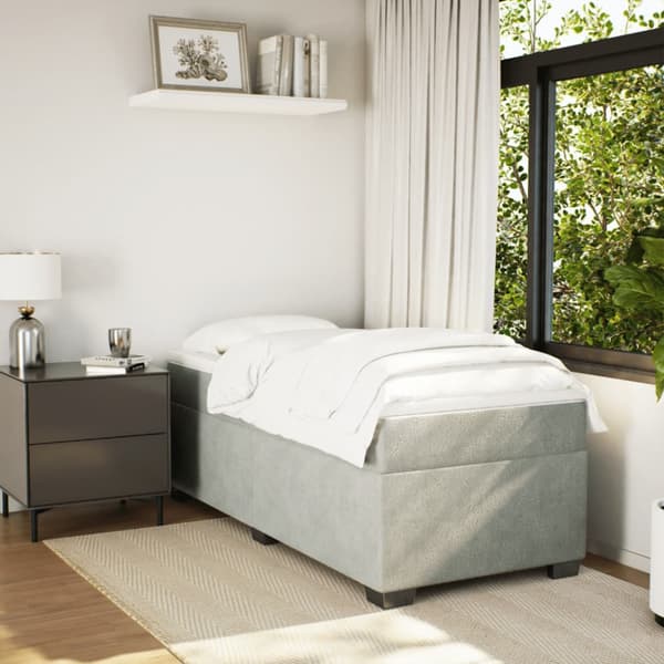 Ramsäng med madrass ljusgrå 100x200 cm sammet