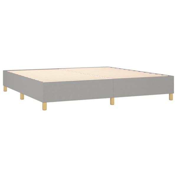 Ramsäng med madrass & LED ljusgrå 200x200 cm tyg