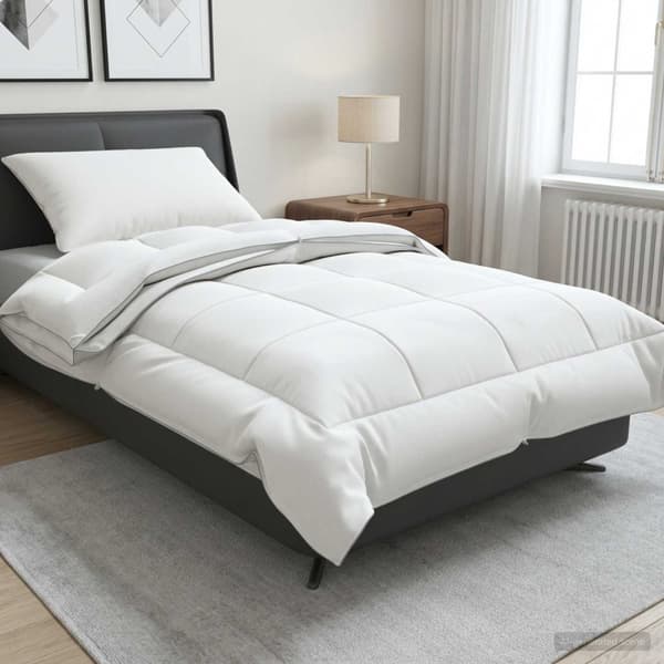 Duntäcke TRIER 155x200cm 4 årstider 140+220GSM Vit 2-i-1 Design