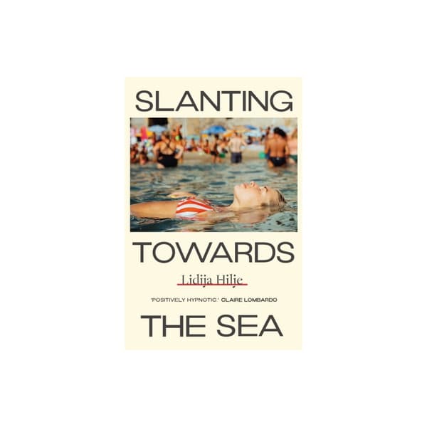 Slanting Towards the Sea (bok, danskt band, eng)
